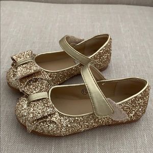 Gold glitter bow flats